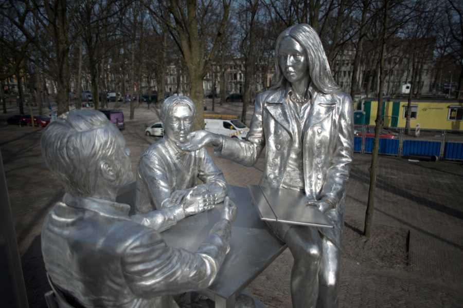 Thom Puckey, Thorbecke monument, 2017 foto: Sander Foederer, courtesy Stroom Den Haag