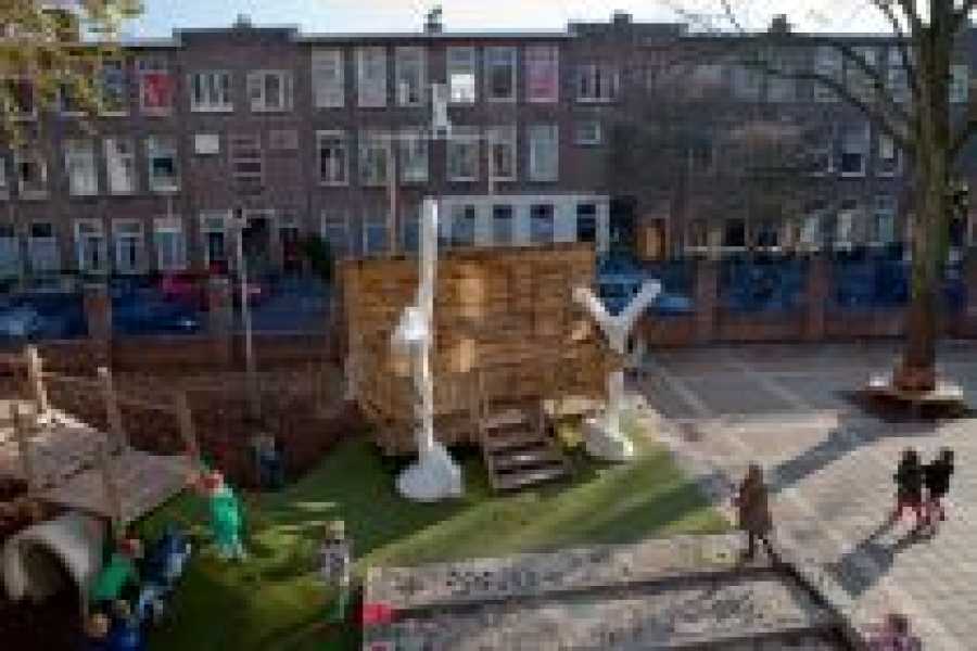 Sander Bokkinga, Valkenbosschool en Christelijke Montessori School (CMS), 2014 foto: © Gert Jan van Rooij