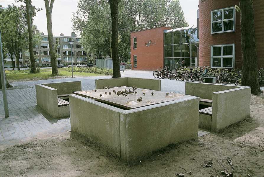 Frank Halmans, Anne Frankschool, 2001 foto: courtesy Stroom Den Haag