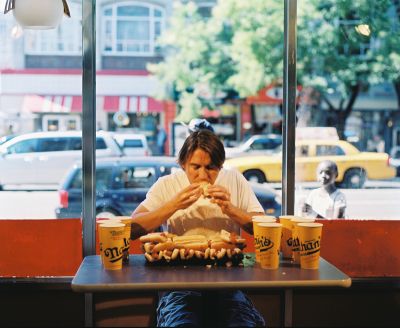 Raul Ortega Ayala, film still uit Tomatina/Tim, 2010
