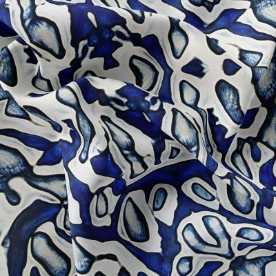 ‘Bahati’ by Jim Chuchu, from ‘A Machine Dreams of African Print’ foto: courtesy the artist