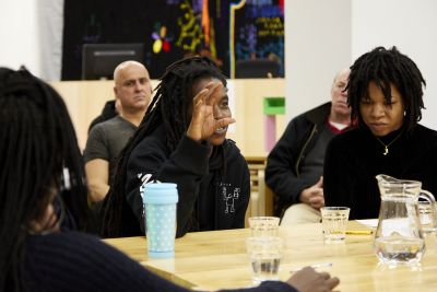 Round table with Camae Ayewa, Rasheedah Phillips, Rebecca Bellantoni, Shenece Oretha, Rabz Lansiquot and Imani Robinson foto: Tarona Leonora, courtesy Stroom Den Haag