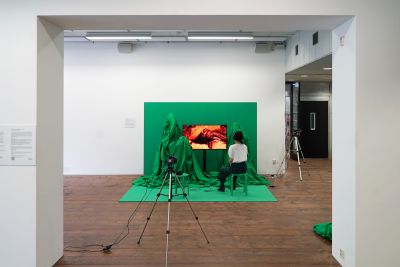 Yeon Sung, 'Matters, Acts', 2021 (physical view at Stroom) foto: Myung Feyen, courtesy Stroom Den Haag
