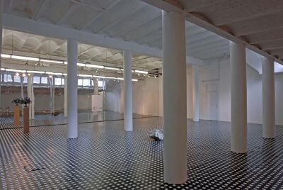 Ton Schuttelaar: overzicht tentoonstelling Stroom Den Haag foto: Rob Kollaard