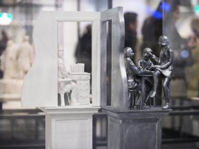 Model Thorbecke Monument van Thom Puckey foto: Mylène Siegers, courtesy Stroom Den Haag
