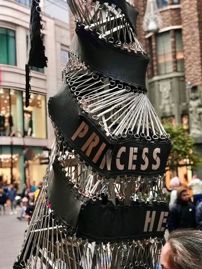 Lara Schnitger, 'This princess saves herself', 2021 foto: Hani Chladilova, courtesy Stroom Den Haag